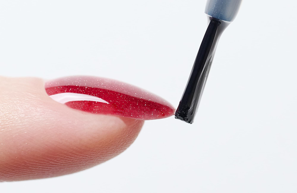 Apply to the edges for longer-lasting wear.